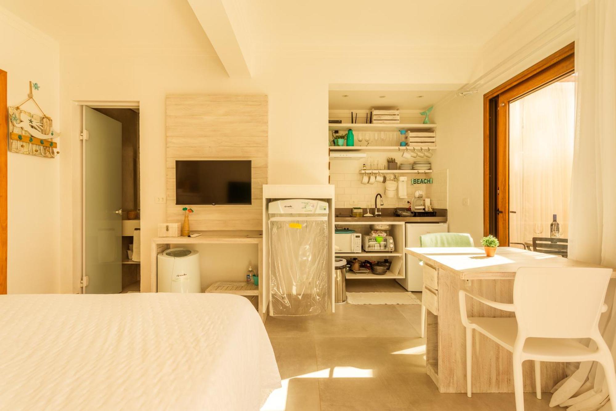 Casa D'Aroeira Residencial Boutique - Centro De Juquei - 2 Quadras Do Mar - Servico De Praia - Roupa De Cama 600 Fios Algodao Egipcio - Toalhas Banho E Praia - Tudo Novo - Estacionamento Interno - Cozinha - Consulte Unidades Com Ofuro Hidro E Cromote エクステリア 写真